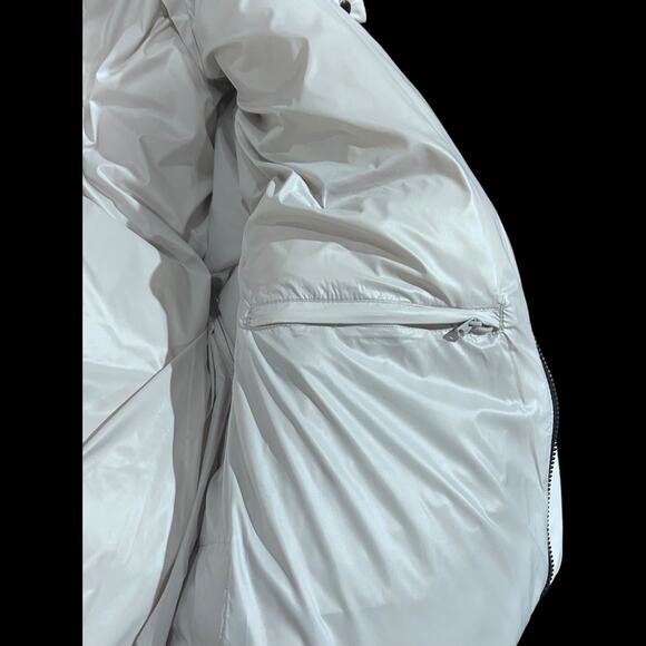 NEW Mackage Women's 2-In-1 Vesna Jacket in Moon (white/gray) Euro 38 US 8 or Med - Picture 6 of 15